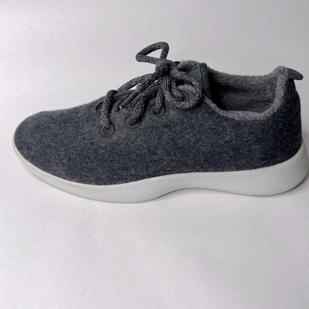 Allbirds gray Women's Wool Runners sneakers, size 8